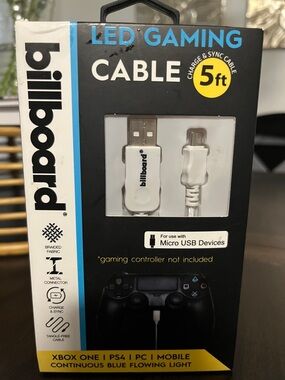billboard LED Gaming Micro USB Cable - White, Blue Accents - 5ft